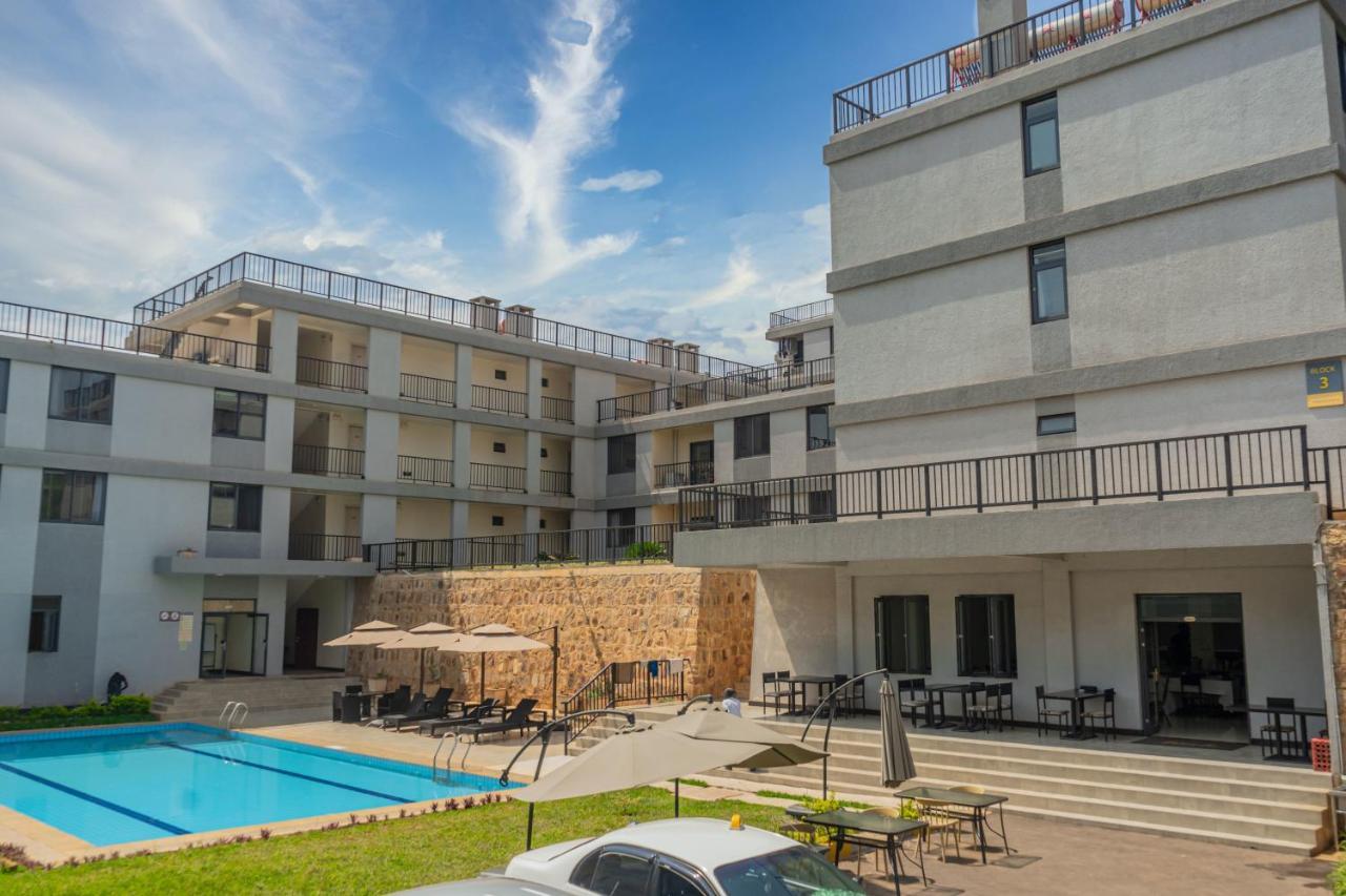 Phoenix Apartment By Link Kigali Exterior photo